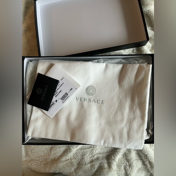 BRAND NEW Versace La Greca Logo Sneakers - Picture 4 of 5